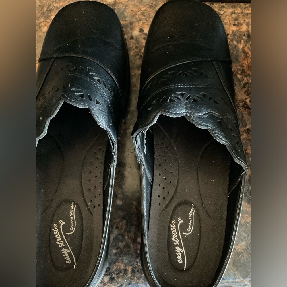 9WW black mules